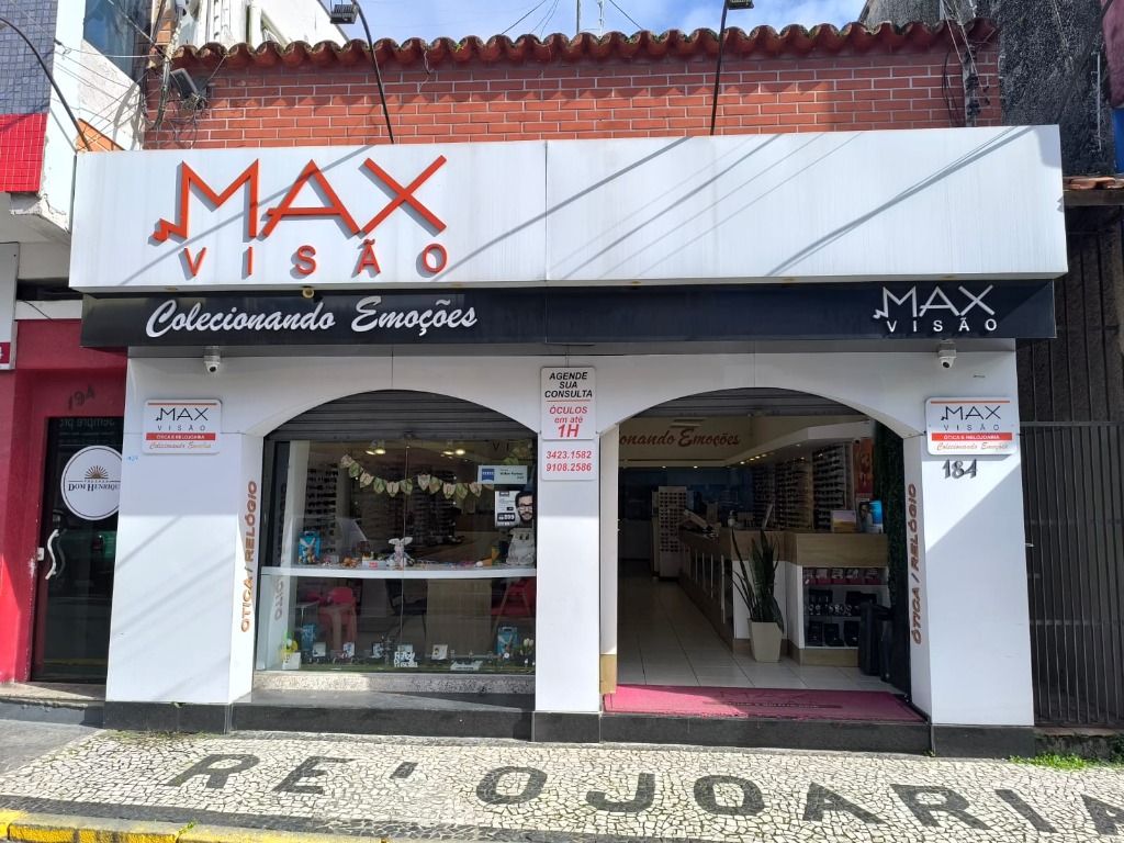 Fachada real da Max Visão Óticas do Brasil